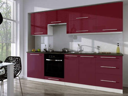 Roxi 2,60m bordo.jpg