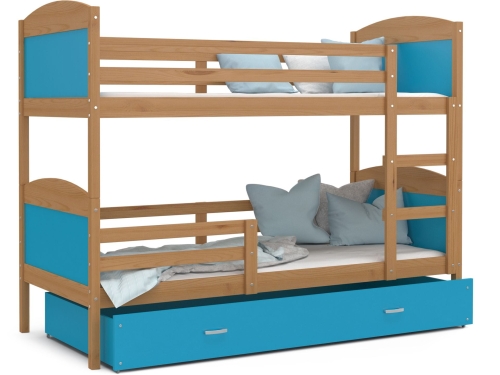 MATEUSZ OLCHA NIEBIESKI.jpg