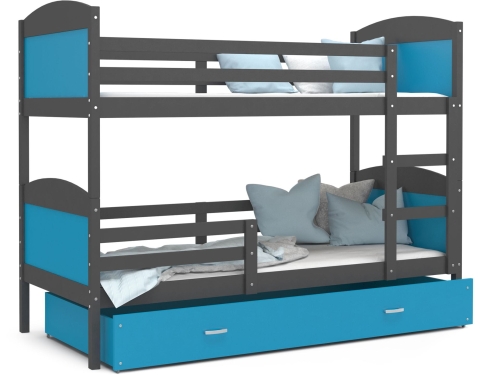 MATEUSZ SZARY NIEBIESKI.jpg